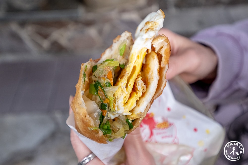 嘉義東區美食| 廟口煎餅-在地人排隊下午茶,半鹹甜口味超特別!(菜單價格.營業時間) 嘉義東區美食| 廟口煎餅-在地人排隊下午茶,半鹹甜口味超特別!(菜單價格.營業時間)