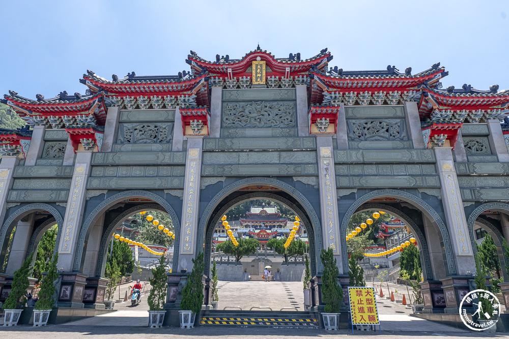 南投埔里景點|寶湖宮天地堂地母廟-山巒環繞的道教聖地|宮殿般青色琉璃瓦媲美韓國青瓦台