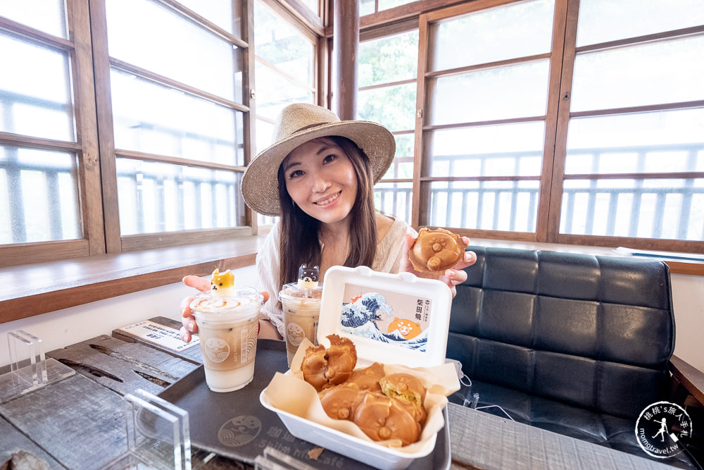 花蓮市區美食》柴犬陪你喝咖啡-咖逼小売所｜檢察長宿舍變身斗宅揀茶舍 (附菜單價格)