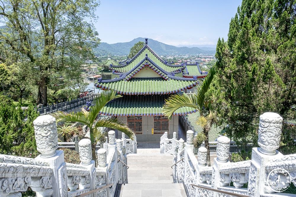 南投埔里景點|寶湖宮天地堂地母廟-山巒環繞的道教聖地|宮殿般青色琉璃瓦媲美韓國青瓦台