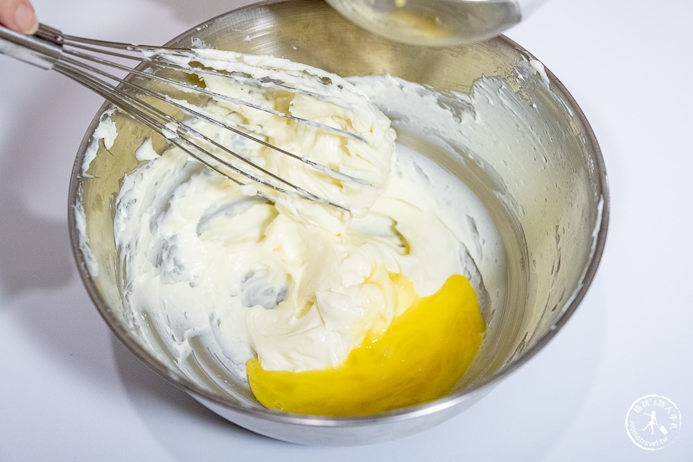桃桃簡單料理-甜點食譜》巴斯克乳酪蛋糕│在家簡單做甜點，親子甜點DIY作法教學