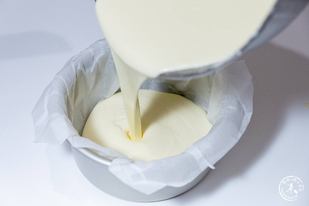 桃桃簡單料理-甜點食譜》巴斯克乳酪蛋糕│在家簡單做甜點，親子甜點DIY作法教學