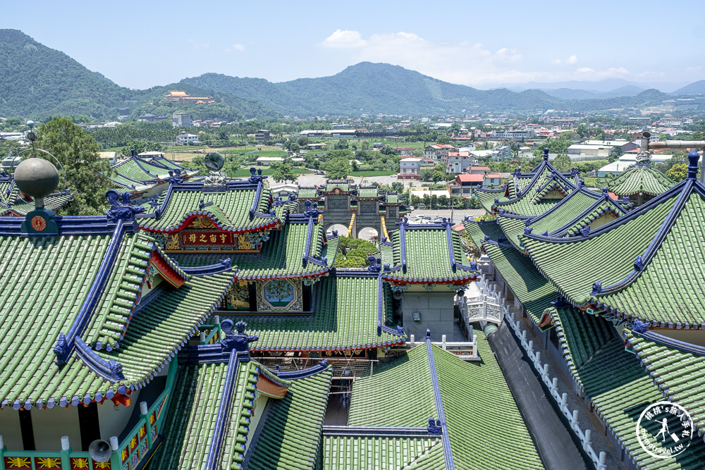 南投埔里景點|寶湖宮天地堂地母廟-山巒環繞的道教聖地|宮殿般青色琉璃瓦媲美韓國青瓦台