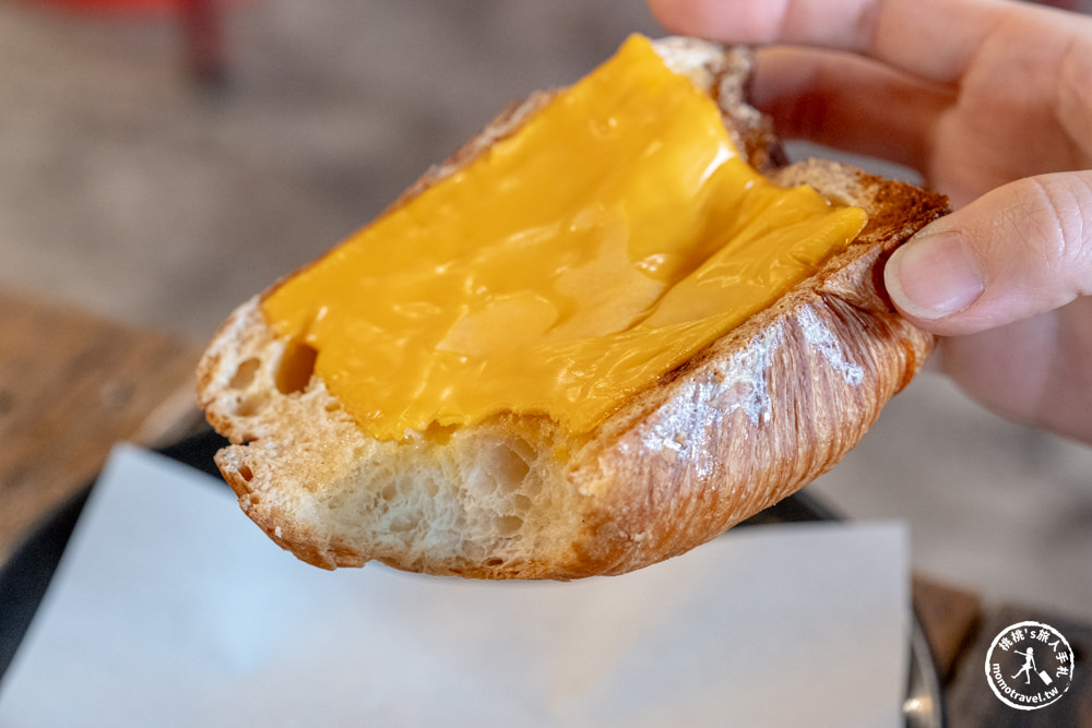 台南南區美食|阿杰手工蛋餅店-超Ｑ彈麵糊蛋餅|國華街五妃街口 人氣排隊早餐店(菜單價格.營業時間)