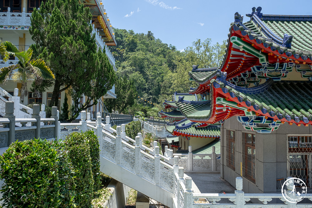 南投埔里景點|寶湖宮天地堂地母廟-山巒環繞的道教聖地|宮殿般青色琉璃瓦媲美韓國青瓦台
