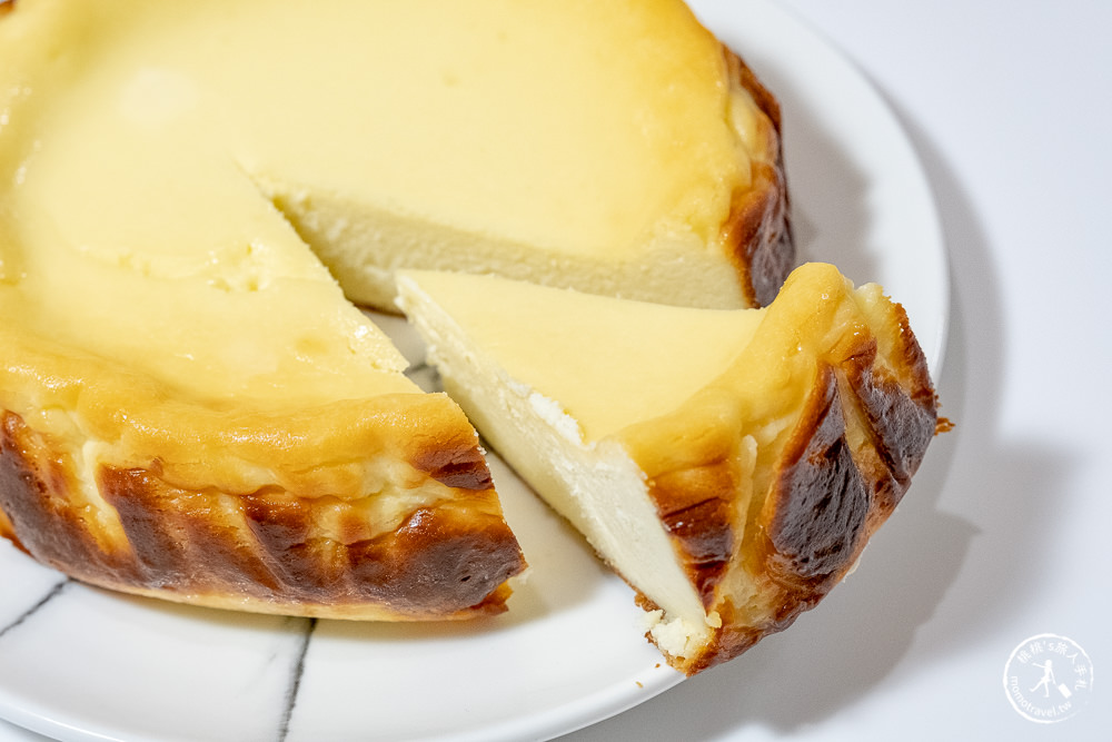 桃桃簡單料理-甜點食譜》巴斯克乳酪蛋糕│在家簡單做甜點，親子甜點DIY作法教學