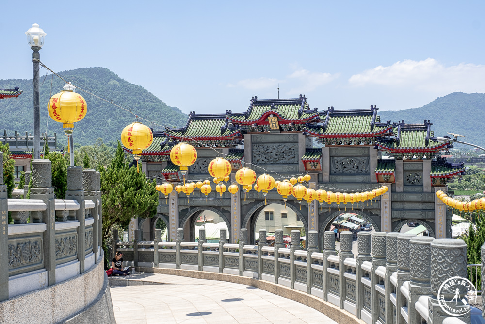 南投埔里景點|寶湖宮天地堂地母廟-山巒環繞的道教聖地|宮殿般青色琉璃瓦媲美韓國青瓦台