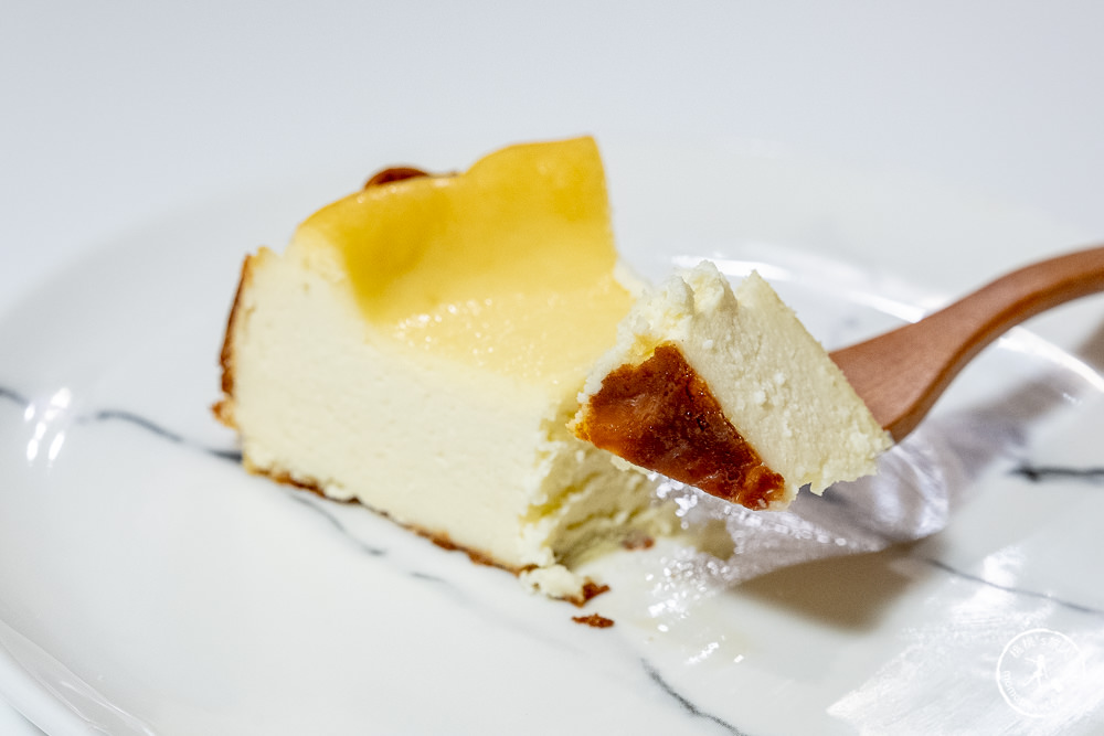 桃桃簡單料理-甜點食譜》巴斯克乳酪蛋糕│在家簡單做甜點，親子甜點DIY作法教學