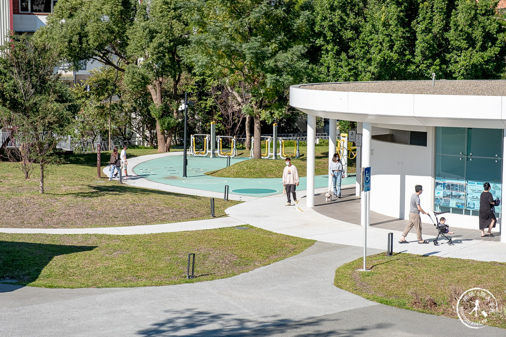 桃園平鎮景點|1895乙未保台紀念公園|乙未之環.清水模水池|親子公園.美拍景點.停車收費