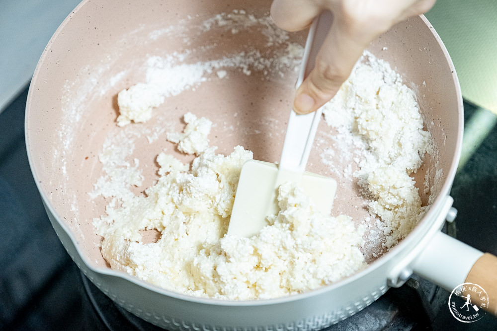 桃桃簡單料理-甜點食譜》起司麻糬QQ球│在家簡單做甜點，親子甜點DIY作法教學