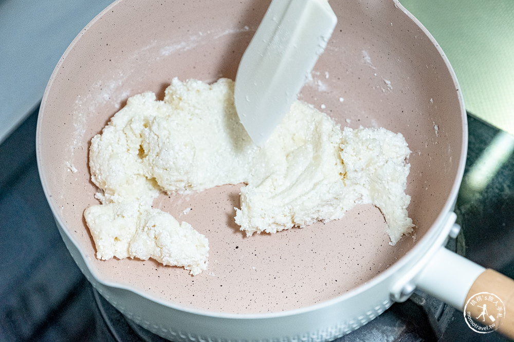 桃桃簡單料理-甜點食譜》起司麻糬QQ球│在家簡單做甜點，親子甜點DIY作法教學