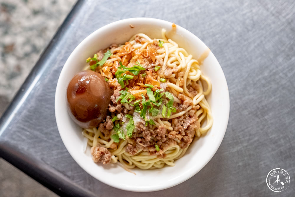 雲林虎尾|美貞肉羹麵|古早台味銅板美食藏糖廠旁巷裡，排隊人潮沒斷過!!