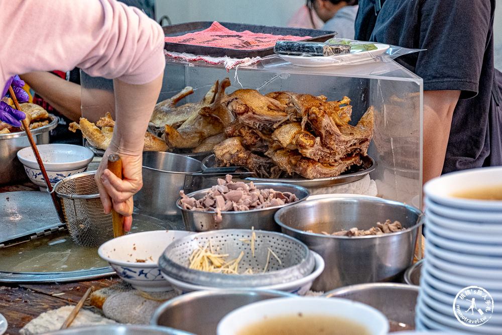 高雄鹽埕美食|鴨肉珍-在地人從小吃到大的65年傳統美味，高雄米其林推薦小吃(營業時間.菜單價格)