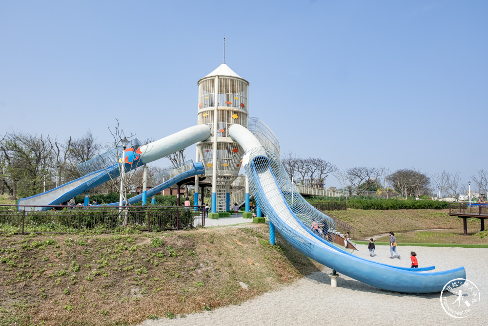 桃園觀音景點|水之丘主題公園 飼料桶溜滑梯|3層樓滑水道等級的刺激遊戲場|特色親子公園推薦