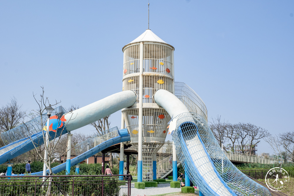 桃園觀音景點|水之丘主題公園 飼料桶溜滑梯|3層樓滑水道等級的刺激遊戲場|特色親子公園推薦