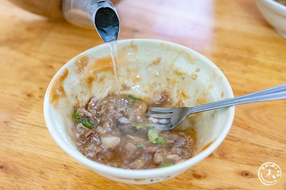 南投埔里美食|阿甲肉圓－在地人都愛的70年老店．揭秘內行吃法(菜單價格.營業時間)