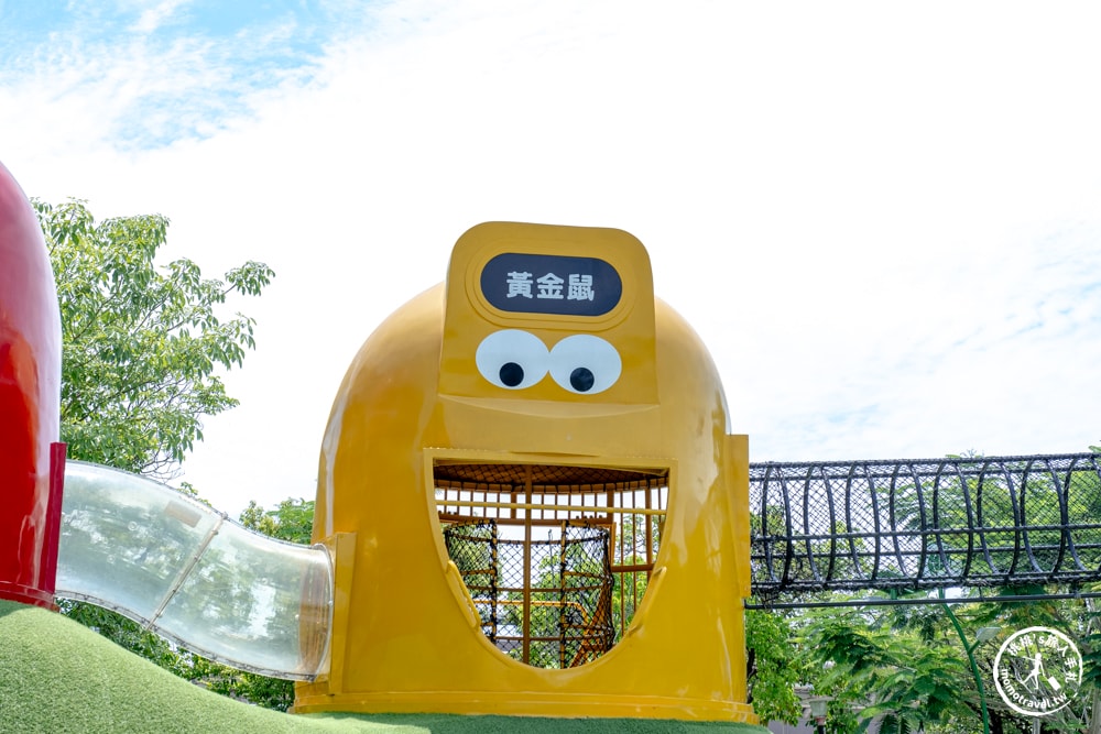 屏東南州景點|南州運動公園-外星寶寶資源回收桶變身趣味溜滑梯遊戲場親子公園