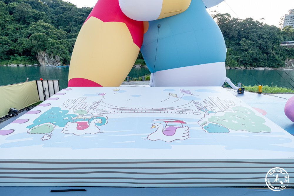 2023碧潭三麗鷗地景藝術展|繼碧潭水舞後，碧潭東岸廣場最熱鬧活動登場！(有捷運.交通停車.展出期間)