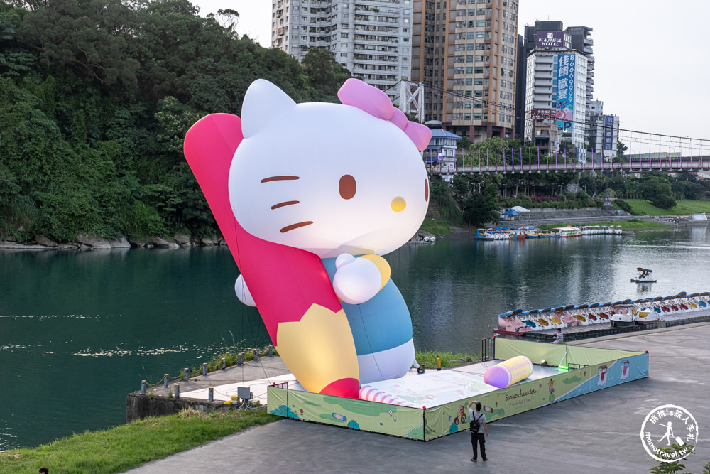 2023碧潭三麗鷗地景藝術展|繼碧潭水舞後，碧潭東岸廣場最熱鬧活動登場！(有捷運.交通停車.展出期間)