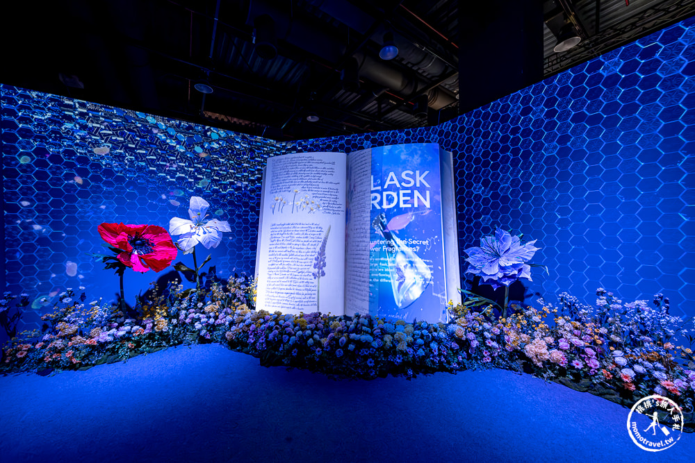 台北展覽|𝐍𝐀𝐊𝐄𝐃 𝐅𝐋𝐎𝐖𝐄𝐑𝐒 花之舞光影展|沉浸式花園探險 一窺神秘花朵微觀世界(展期.門票.周邊商品)
