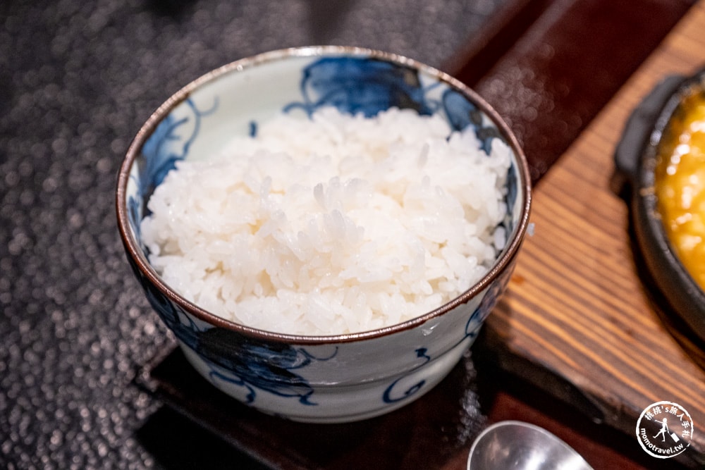 輕井澤美食推薦|村民食堂．輕井澤星野度假村必吃味噌山賊燒，口味評價老實說(交通方式.完整菜單)
