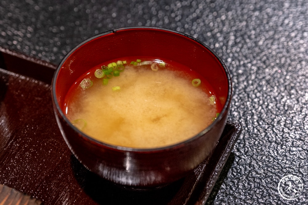 輕井澤美食推薦|村民食堂．輕井澤星野度假村必吃味噌山賊燒，口味評價老實說(交通方式.完整菜單)