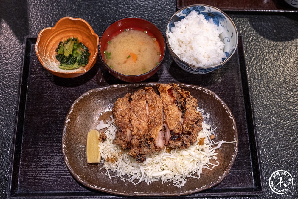 輕井澤美食推薦|村民食堂．輕井澤星野度假村必吃味噌山賊燒，口味評價老實說(交通方式.完整菜單)