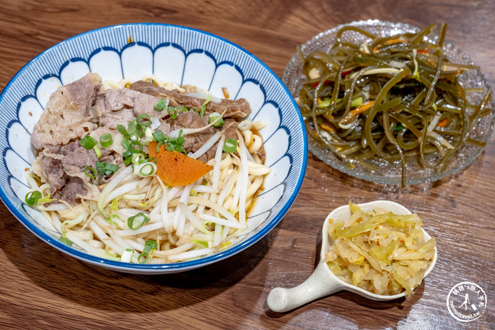 屏東恆春美食|寶順號-恆春老街20年老店牛肉麵飄香|墾丁順遊餐廳推薦(菜單價格.營業時間)