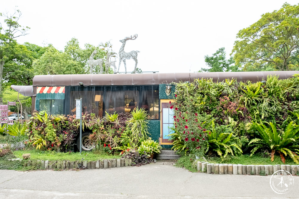 苗栗三義美食|鹿角café 多肉植物巴士下午茶|藏身不遠山莊露營區的森林咖啡廳