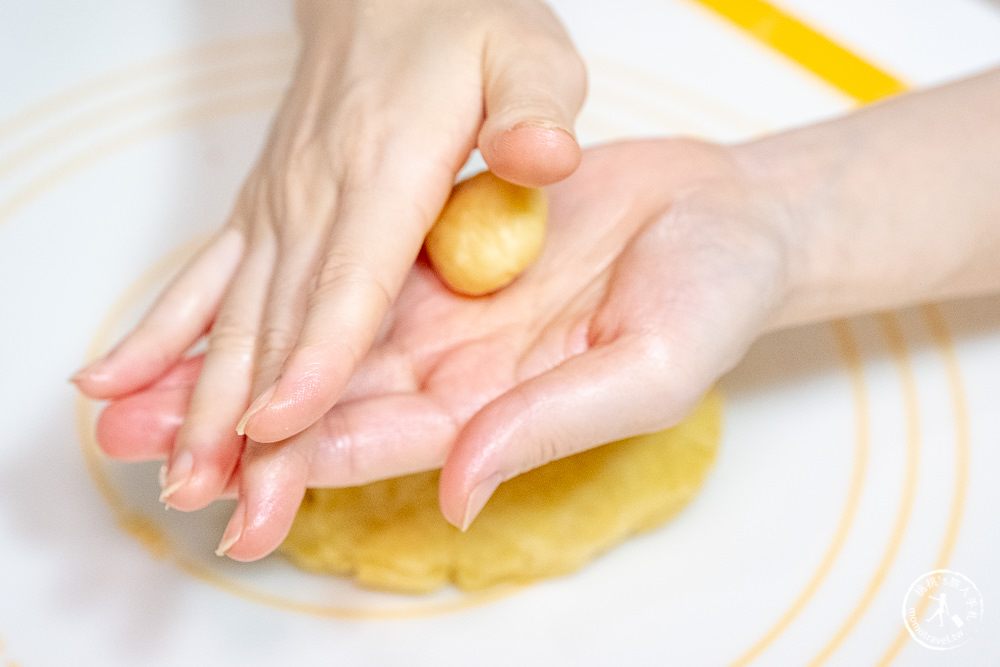 桃桃簡單料理-甜點食譜》綠豆椪(綠豆凸)做法│同場加映:滷肉綠豆椪 鹹味也好吃！