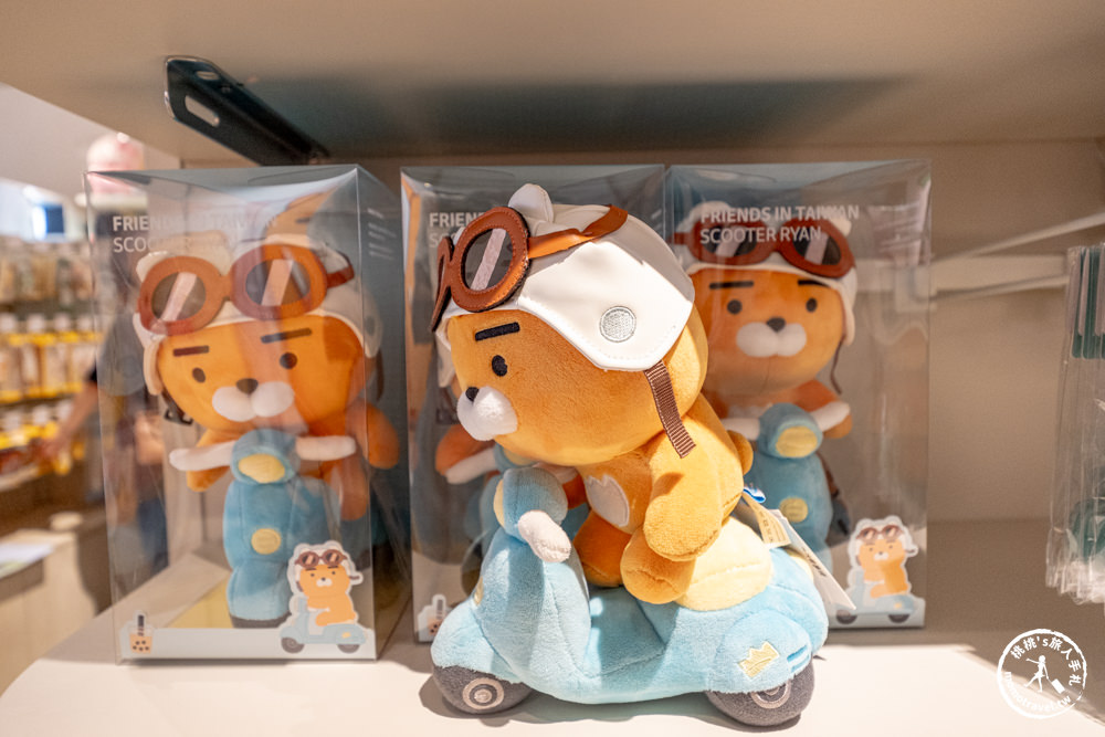 快閃店|KAKAO FRIENDS華山期間限定店(免門票)|機車萊恩巨型公仔快來拍！(展期.看點.周邊商品)