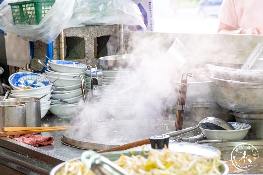 宜蘭五結美食》阿德早午餐│在地人推薦！就是這碗油飯、魯肉飯加蛋