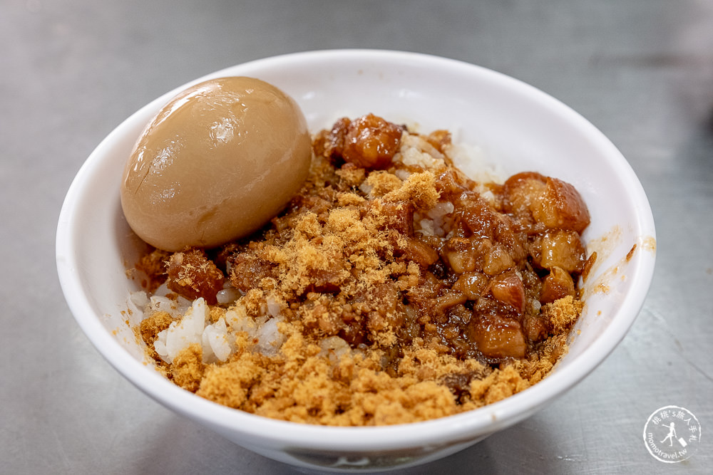 台南中西區美食|大勇街無名鹹粥|爆料鹹粥+虱目魚+蚵仔 百元不到佛心價推薦！