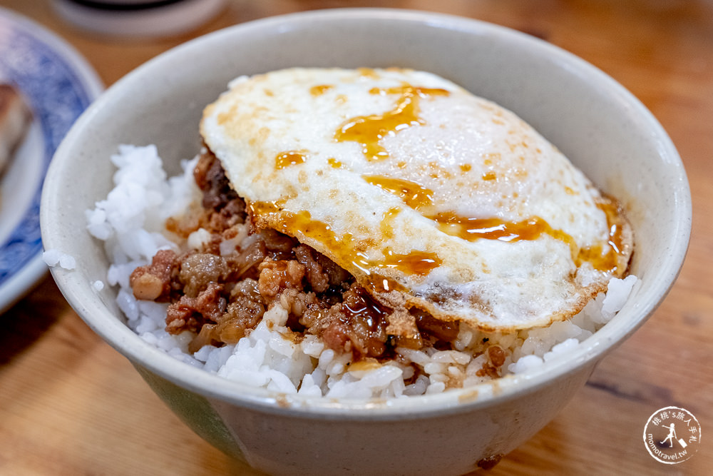 台北西門町美食》天天利美食坊│台北三大滷肉飯之一，日韓觀光客都指定來吃！(菜單價格)