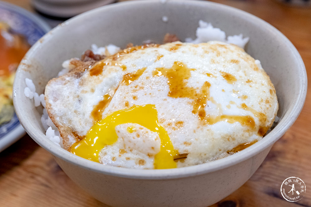 台北西門町美食》天天利美食坊│台北三大滷肉飯之一，日韓觀光客都指定來吃！(菜單價格)