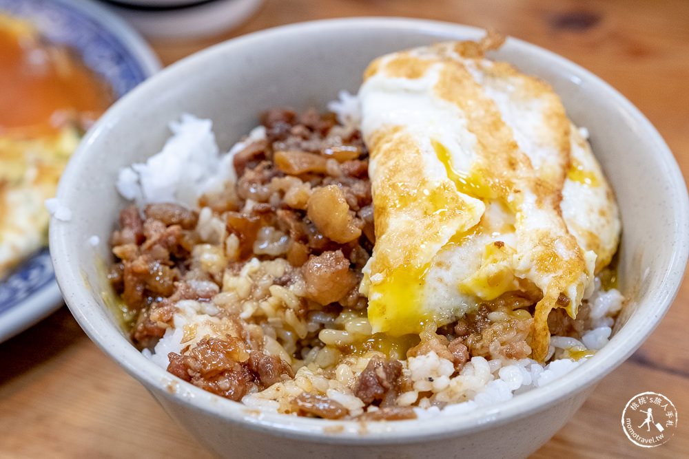 台北西門町美食》天天利美食坊│台北三大滷肉飯之一，日韓觀光客都指定來吃！(菜單價格)