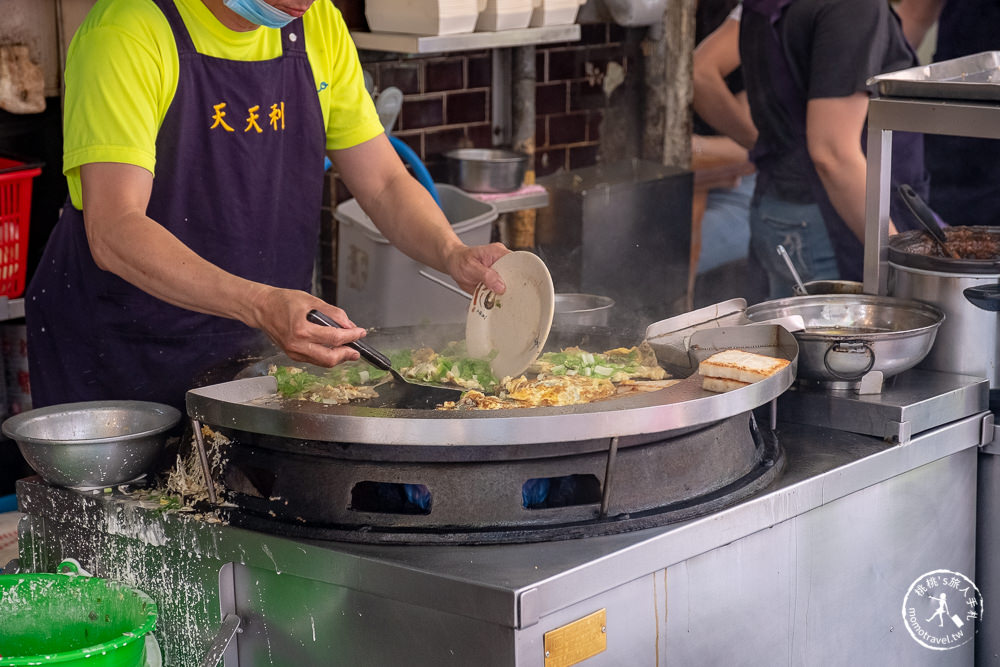 台北西門町美食》天天利美食坊│台北三大滷肉飯之一，日韓觀光客都指定來吃！(菜單價格)