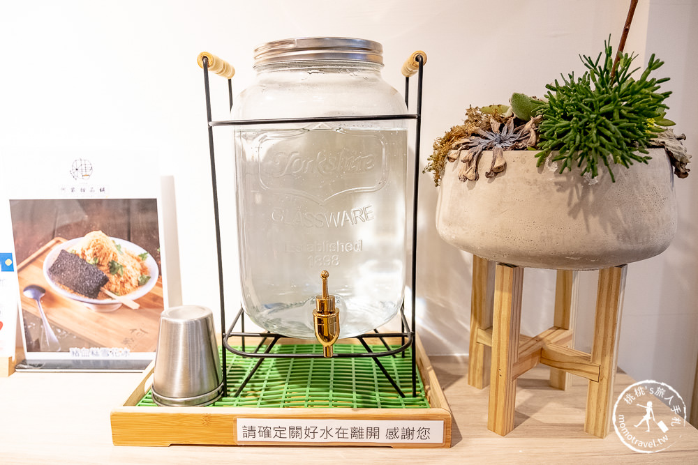 永和美食》何家甜品鋪 剉冰雪花冰│豬血糕花生? 珍想芋見泥? 創意冰品推薦