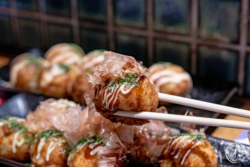 台南中西區美食|蛸屋本舖 日式居酒屋章魚燒專門店|城市街角的秘密基地