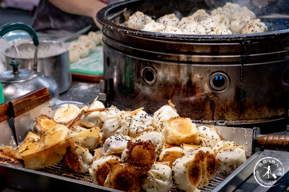 蔬食行動餐車》樹巢Tree Nest│樹巢素食餐車不排隊吃不到! 全台巡迴夜市一小時就秒殺! (每天公布菜單)