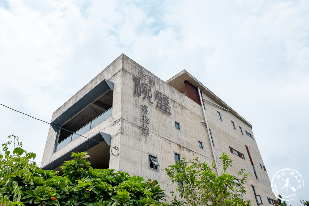 宜蘭五結景點》台灣碗盤博物館│100倍大的巨人盤子藏館內