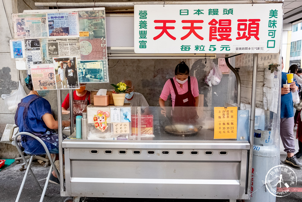 台中中區美食》天天饅頭│70年老店日本饅頭甜點。台中第二市場.越南法國麵包旁