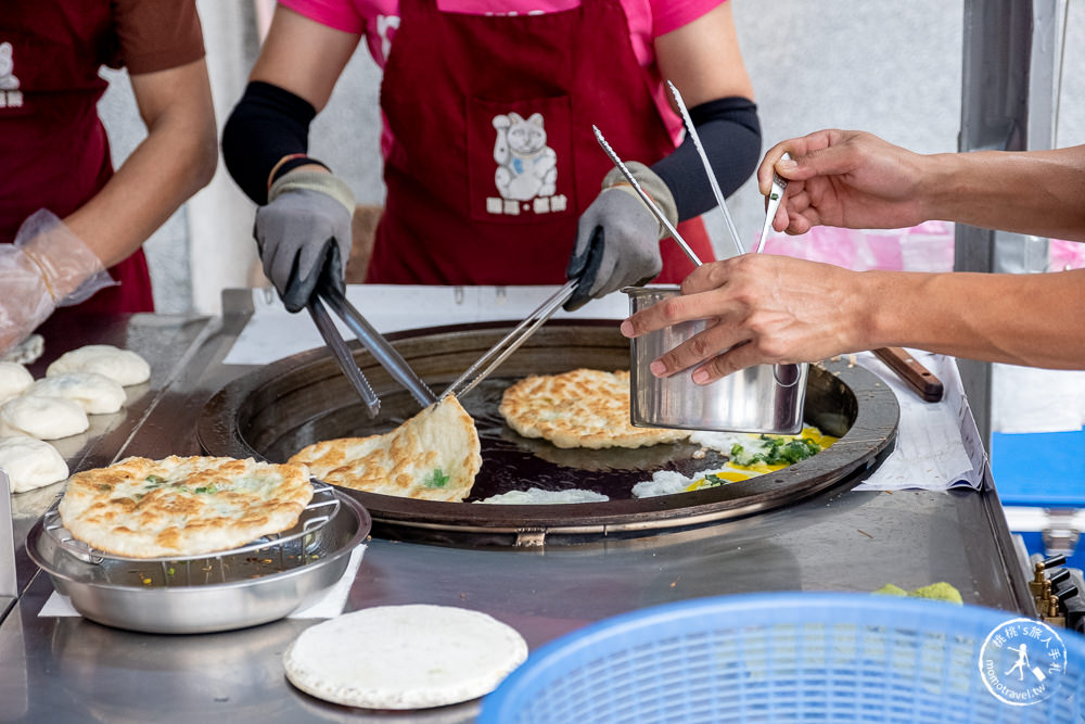 台中大甲美食》宜吉九層塔粉蔥餅│在地人推薦 鎮瀾宮周邊必買小吃