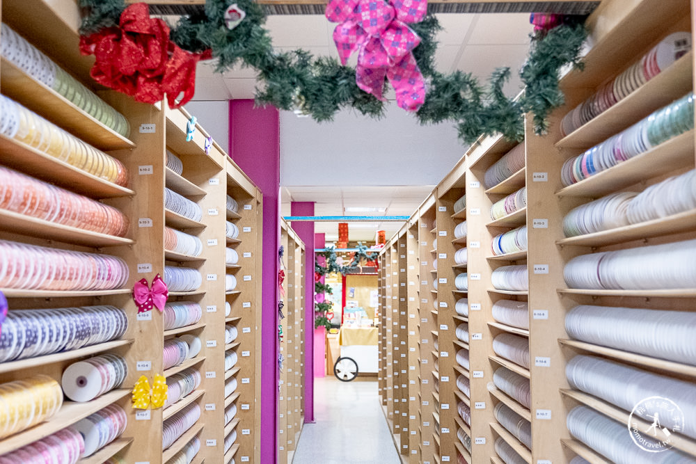 彰化鹿港景點|緞帶王觀光工廠(免門票)|適合情侶拍照打卡、親子遊玩 DIY手作的緞帶博物館