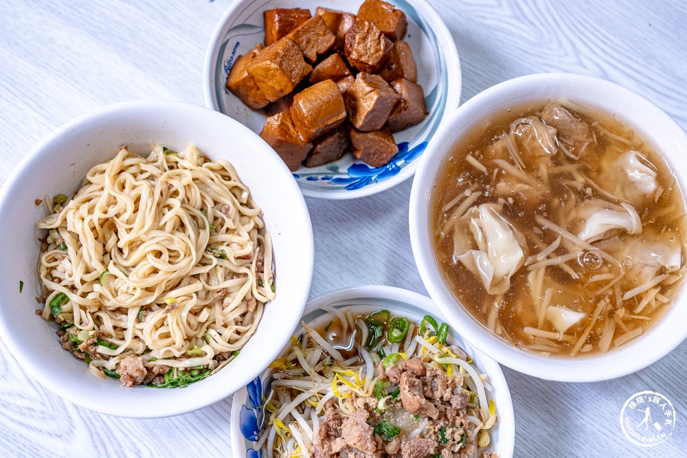南投市美食|友德意麵-南投百年市場飄香60年-在地特色推薦(菜單價格.營業時間)