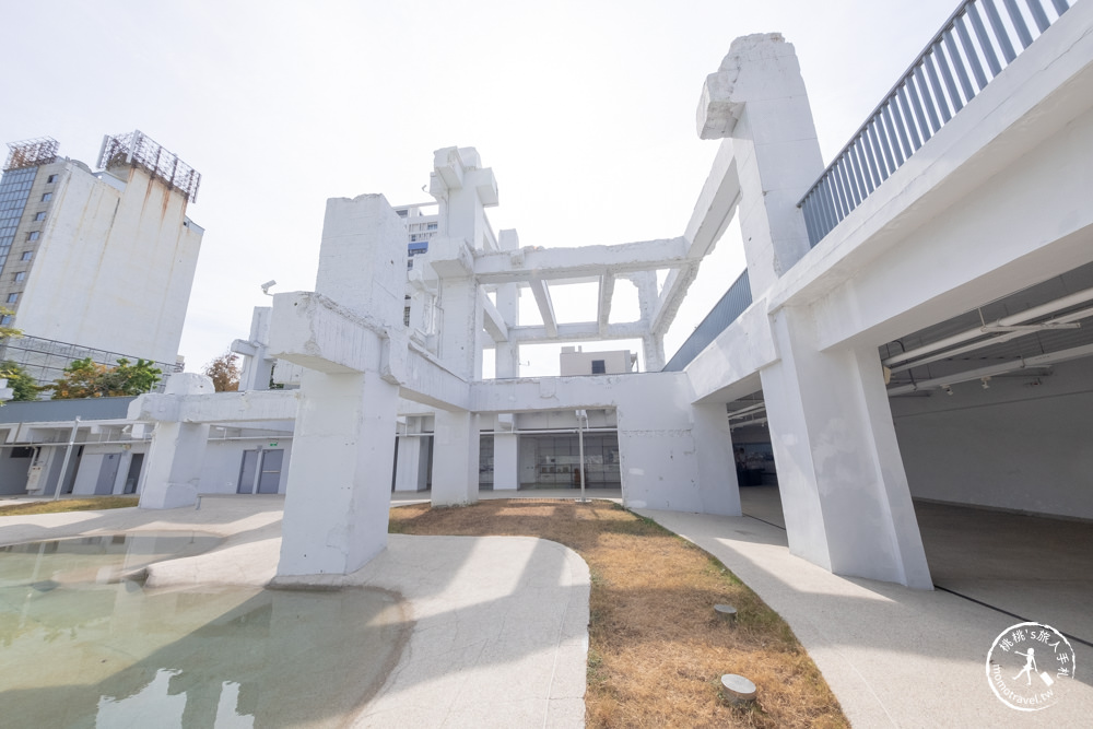台南中西區景點|河樂廣場親水公園|白天晚上都好玩越夜越美麗~(交通停車.免費景點)