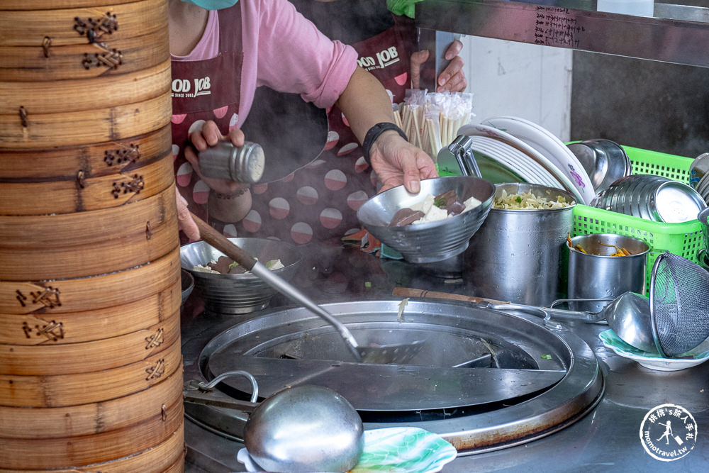 宜蘭羅東美食|財記臭豆腐-外酥脆內軟嫩 五種口味必吃推薦(菜單價格.營業時間)