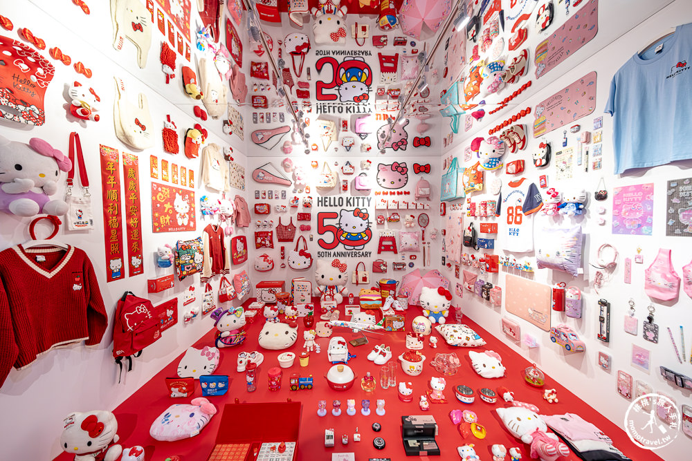 台北展覽|HELLO KITTY 50週年特展:與未來做朋友吧|衝破天花板!兩層樓高巨型Kitty 現身華山(展期.門票.周邊商品)