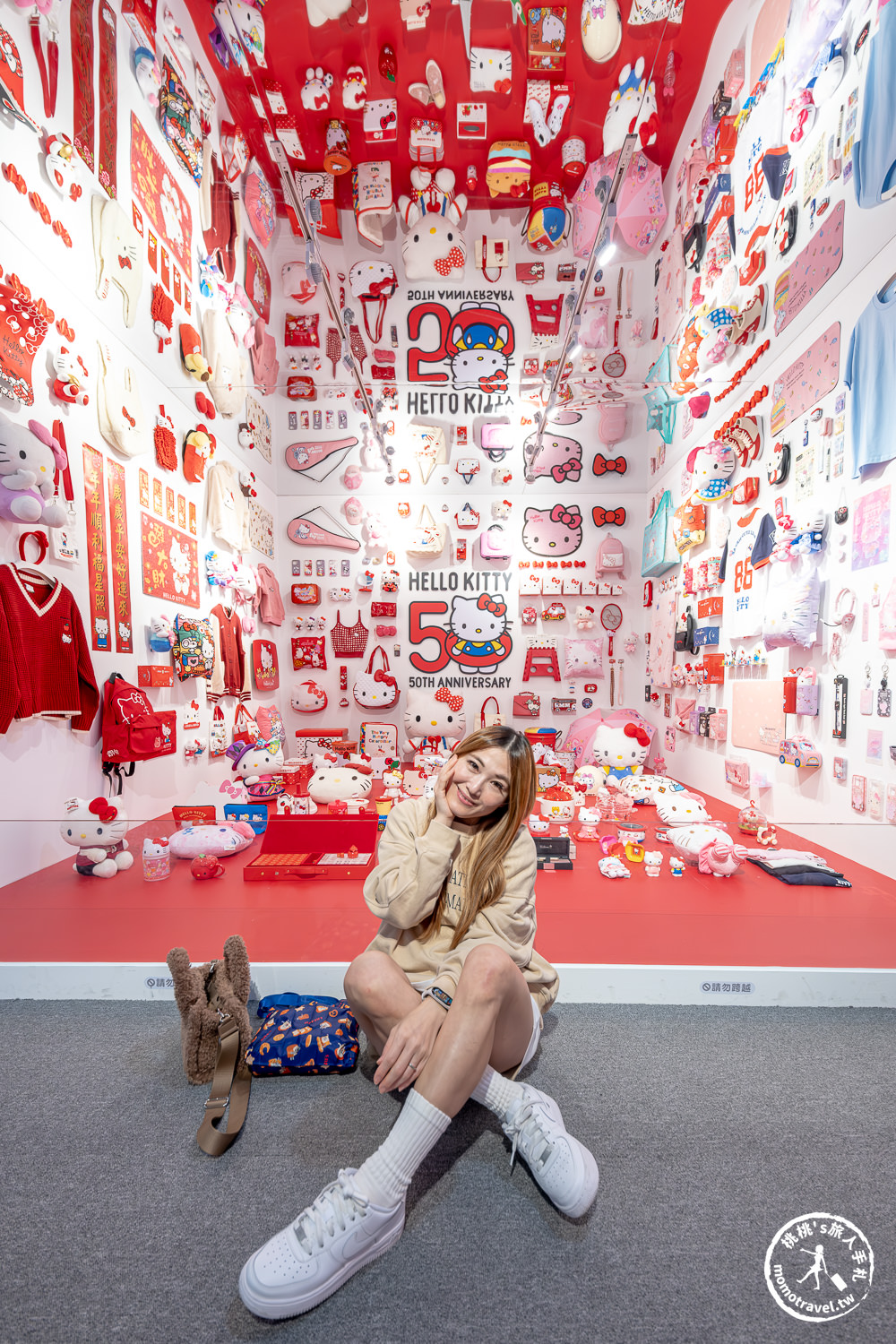 台北展覽|HELLO KITTY 50週年特展:與未來做朋友吧|衝破天花板!兩層樓高巨型Kitty 現身華山(展期.門票.周邊商品)
