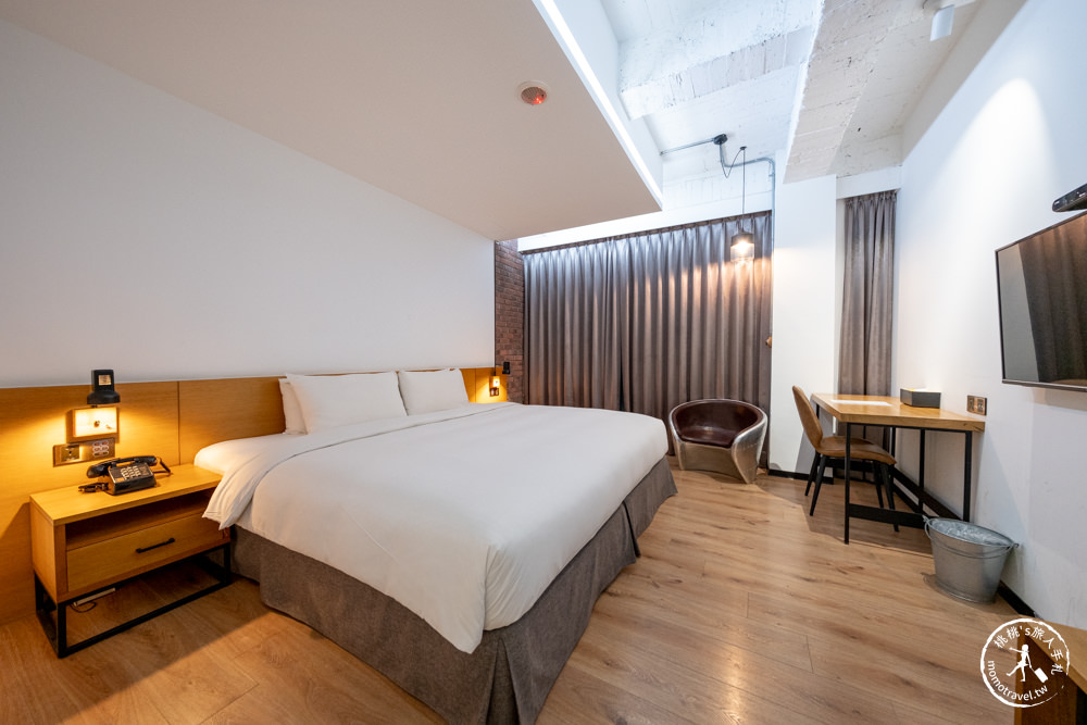 台中中區住宿|藍天飯店Blue Sky Hotel－華麗復古風承自1969年 (附早餐.評價.訂房.停車.交通)